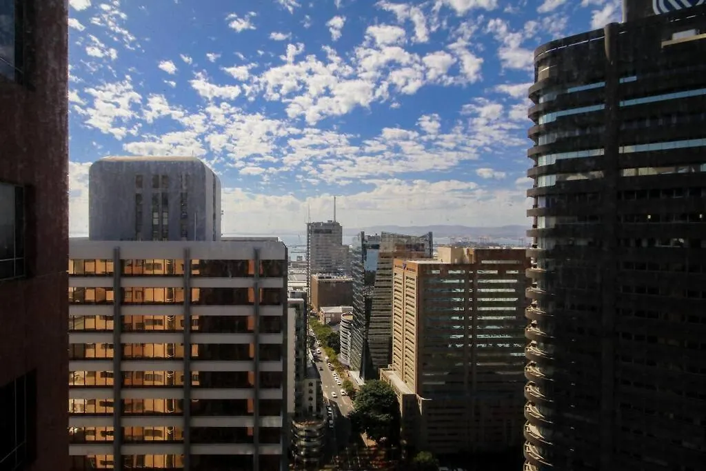 2010 Pullman Lovely 2 Bedroom Apartment In The Cbd Cape Town 0*,  South Africa